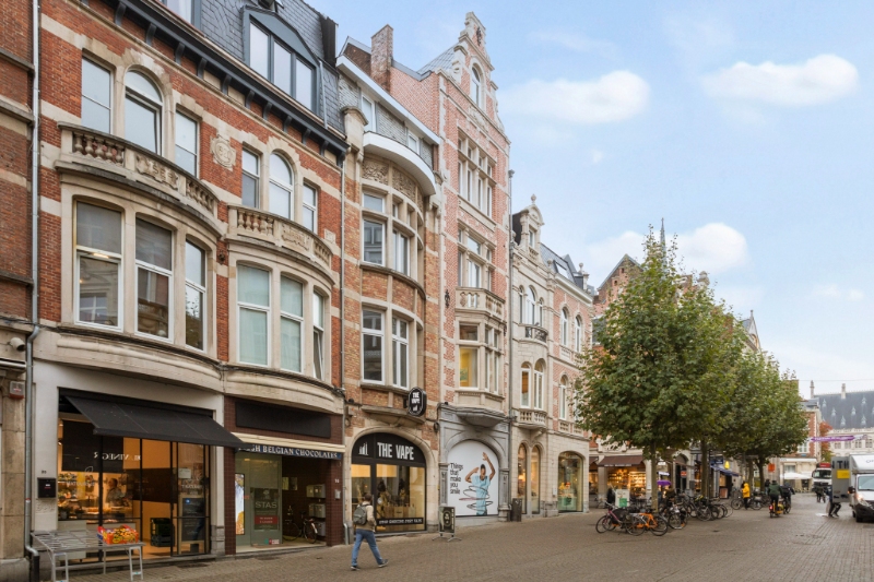 Commercieel gelijkvloers in hartje Leuven