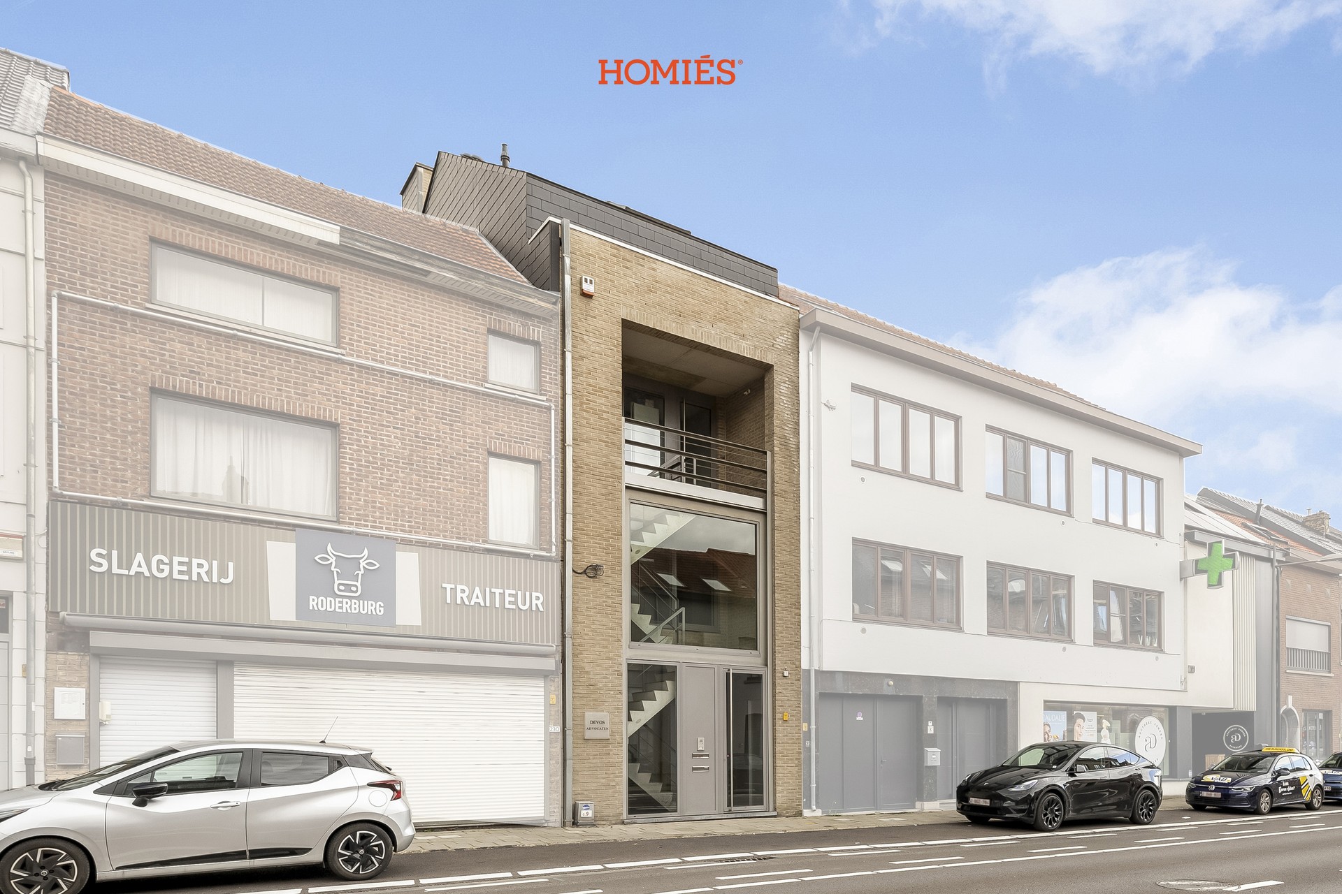 Opbrengsteigendom: Ruim kantoor + duplexappartement